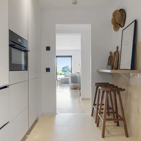 Apartment Vivi Homes - Palm Gardens, Garden, Pool & Tennis Court