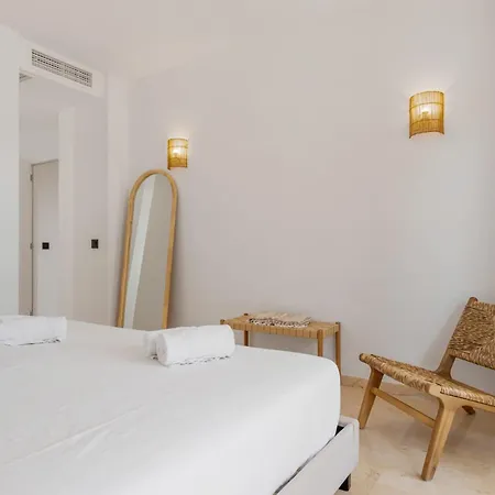 Apartment Vivi Homes - Palm Gardens, Garden, Pool & Tennis Court