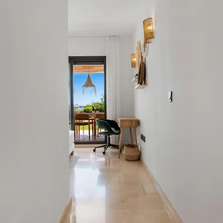 Apartment Vivi Homes - Palm Gardens, Garden, Pool & Tennis Court Estepona