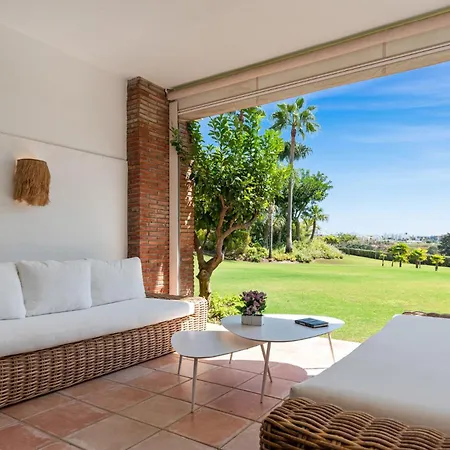 Apartment Vivi Homes - Palm Gardens, Garden, Pool & Tennis Court *